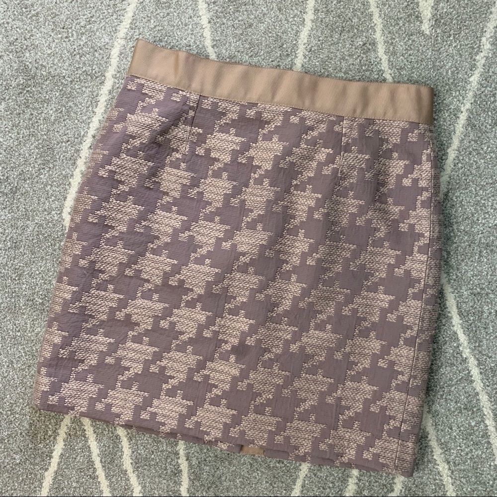 LOFT Blush Pink Houndstooth Pencil Skirt